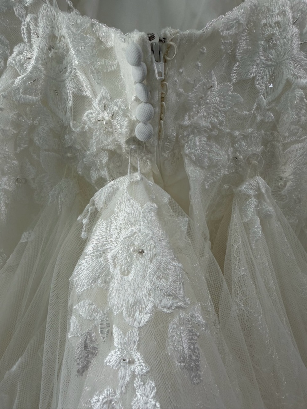 Maggie Sottero White Lace A-Line Wedding Dress - Picture 15 of 16